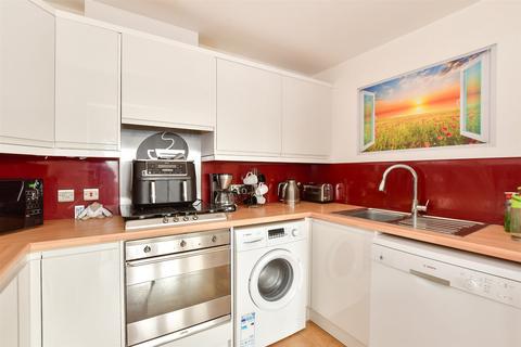 2 bedroom flat for sale, Victoria Street, Ventnor, Isle of Wight