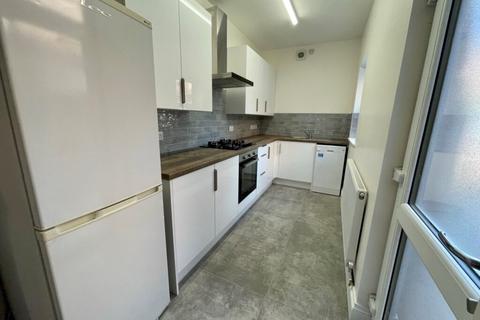 2 bedroom terraced house to rent, Wolverton Road, Leicester LE3