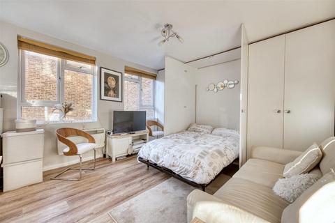 undefined, Wilton Road, London