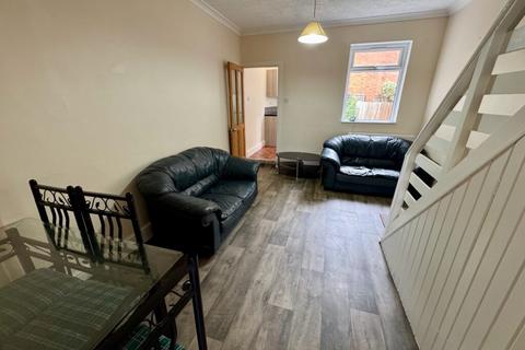 undefined, Knighton Fields Road East, Leicester LE2