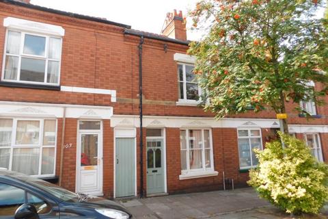 4 bedroom terraced house to rent, Hartopp Road, Leicester LE2