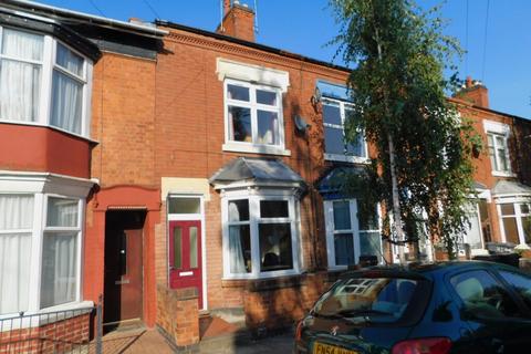 3 bedroom terraced house to rent, Stuart Street, Leicester LE3