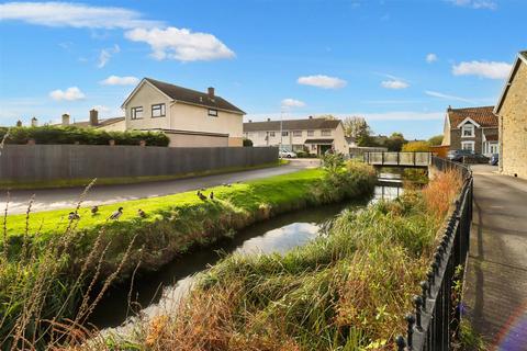 3 bedroom detached house for sale, Close to Clevedon Town Centre