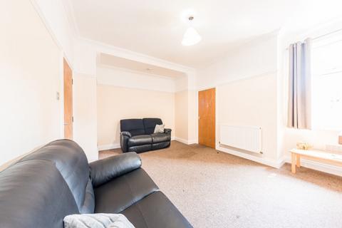 3 bedroom terraced house to rent, Tyndale Street, Leicester LE3