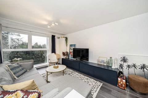 78 Garrick Close, London, W5 1AT