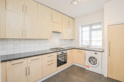 2 bedroom flat to rent, Danescroft, Brent Street, Hendon, NW4