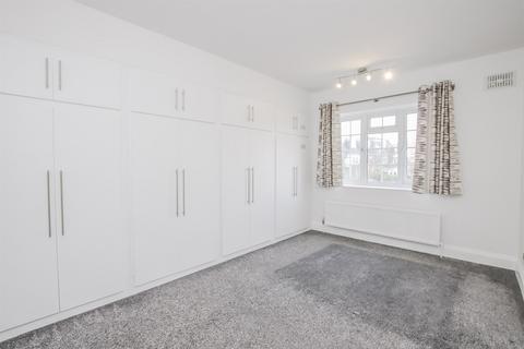 2 bedroom flat to rent, Danescroft, Brent Street, Hendon, NW4