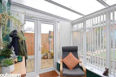24 Clandon Close, Birmingham, B14 5QL