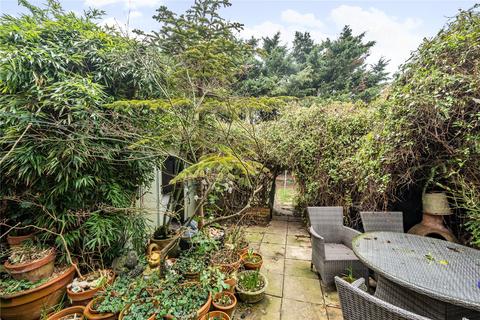 8 Meadowcroft Road, Reading, RG2 8RJ