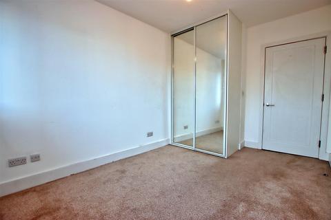 2 bedroom flat for sale, Elstree House,Elstree Way, Borehamwood