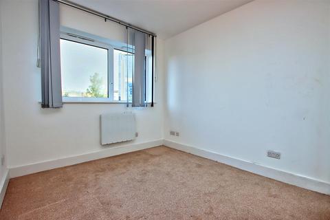 2 bedroom flat for sale, Elstree House,Elstree Way, Borehamwood