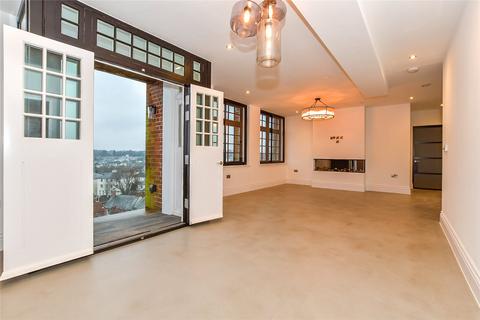 3 bedroom penthouse for sale, The Carriage House, 88 Grosvenor Road, Tunbridge Wells, Kent, TN1