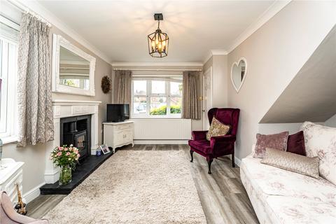 2 bedroom semi-detached house for sale, Metcalfe Close, Southwell, Nottinghamshire, NG25