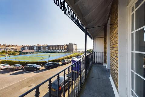 1 bedroom flat for sale, 18 Royal Road, Ramsgate, CT11