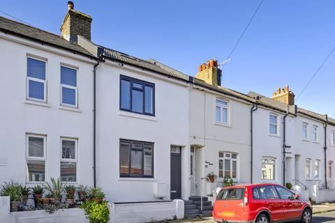 3 bedroom terraced house to rent, Grange Road, Hove BN3