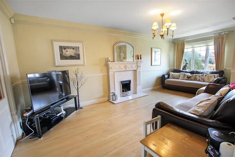 5 bedroom detached house for sale, Oaktree Drive, Northallerton