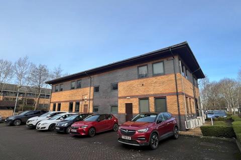 Office to rent, Unit 11-12 Somerville Court, Adderbury, Banbury, OX17 3SN