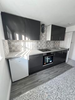 2 bedroom flat to rent, St Helier, Jersey JE2