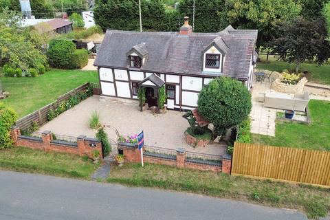 2 bedroom detached house for sale, Inkberrow, Worcester. Worcestershire WR7