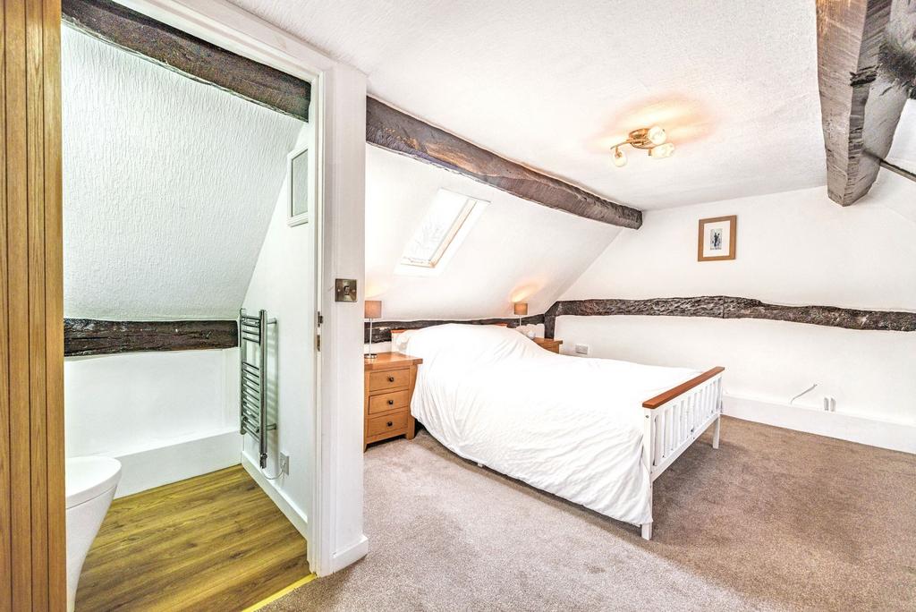 Master Bedroom With En-Suite