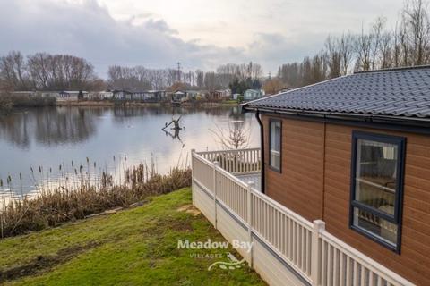 2 bedroom park home for sale, Billing Aquadrome Holiday Park