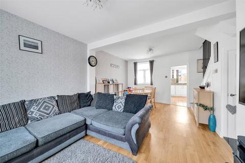 27 Mildred Close, Dartford, DA1 1XP