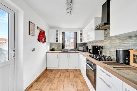 27 Mildred Close, Dartford, DA1 1XP