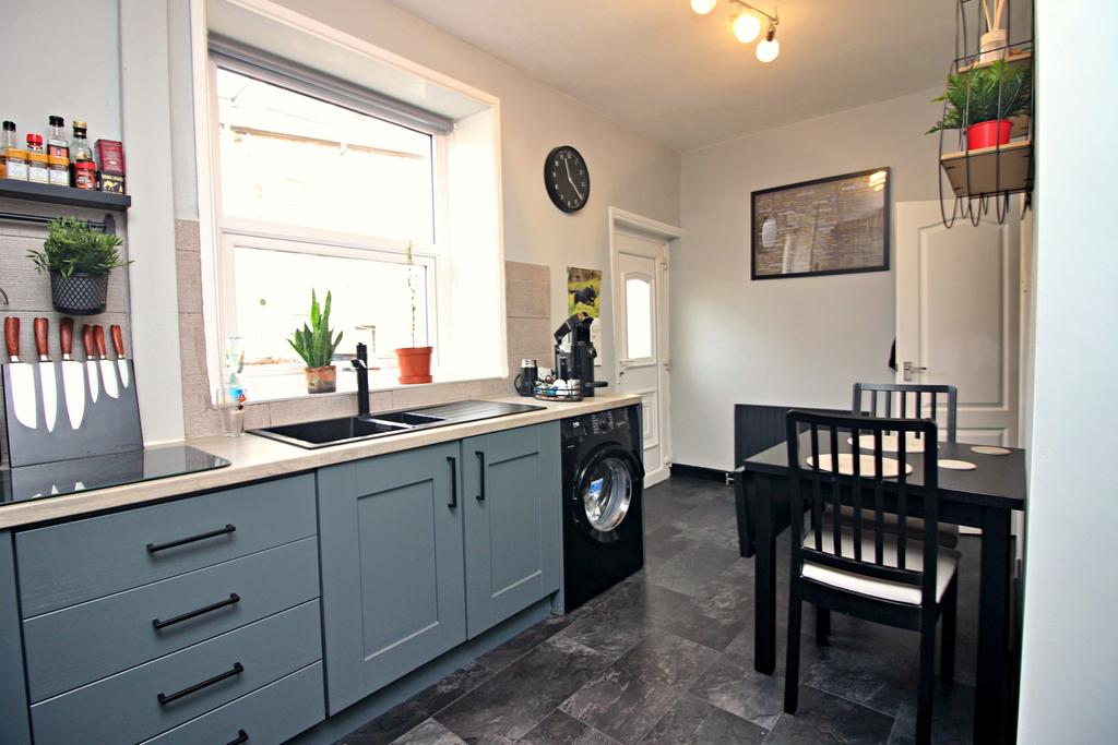 Din Kitchen