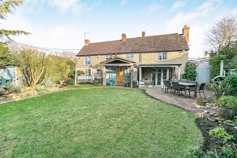 undefined, Olney Road, Olney MK46