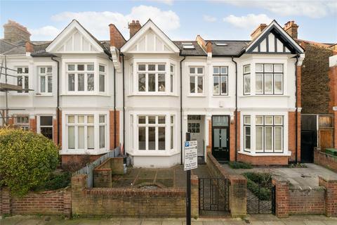 5 bedroom semi-detached house to rent, London W12