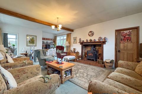 undefined, Main Street, 5 NG23