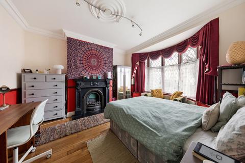 4 bedroom terraced house for sale, Norlington Road, Leyton, London, E10