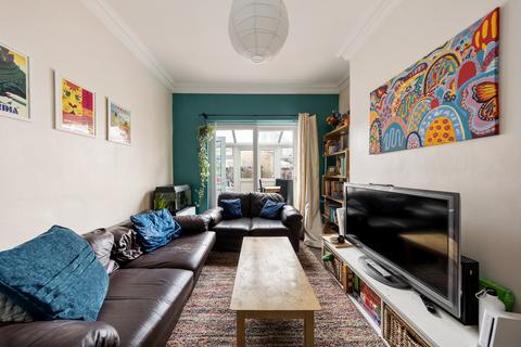 4 bedroom terraced house for sale, Norlington Road, London, E10
