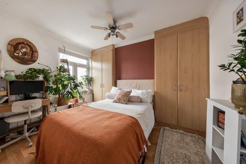 4 bedroom terraced house for sale, Norlington Road, London, E10