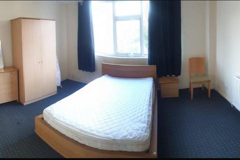 1 bedroom house to rent, Hathway Walk, Bristol BS5