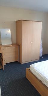 1 bedroom house to rent, Hathway Walk, Bristol BS5