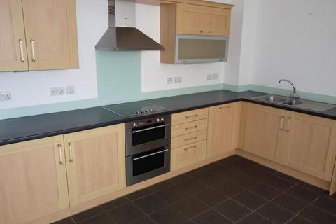 2 bedroom flat to rent, St.Georges Walk, Gosport PO12