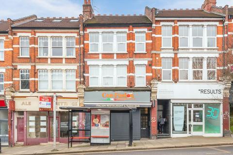 Alexandra Park Road, London N10