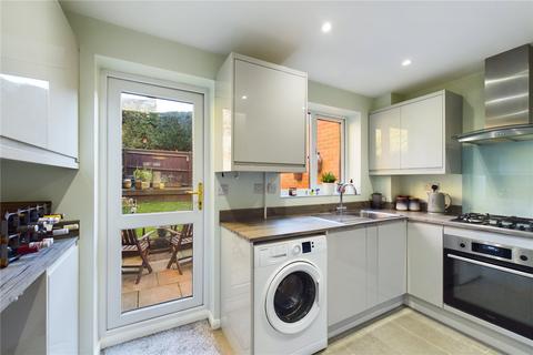 10 Thrush Close, Burghfield Common, Reading, RG7 3PG