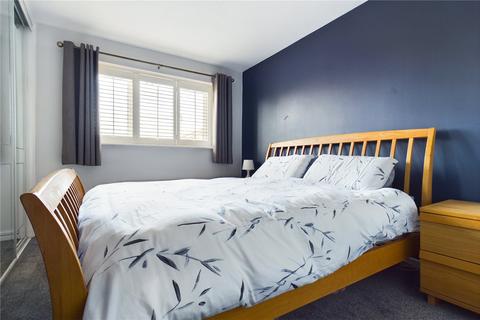 10 Thrush Close, Burghfield Common, Reading, RG7 3PG