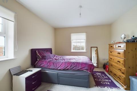 1 bedroom flat for sale, Clivedon Way, Aylesbury, Buckinghamshire