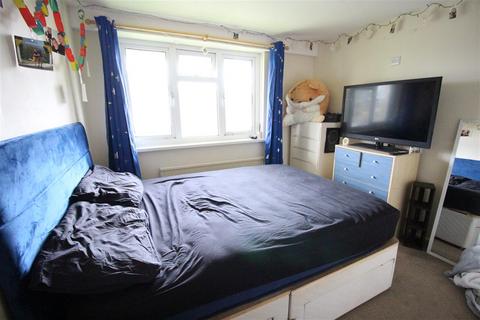 35 Kildare Close, Bordon, GU35 0HW