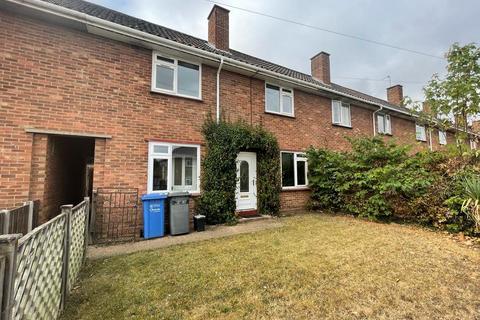 5 bedroom terraced house to rent, Freshfields Close, Norwich