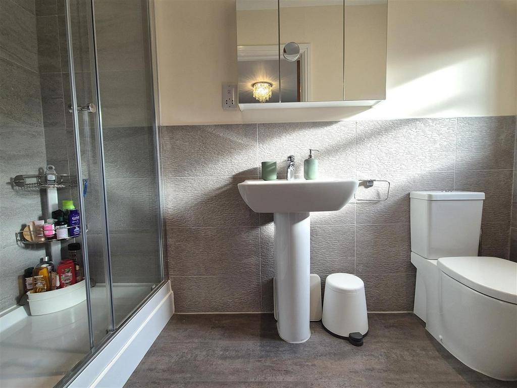 En suite shower/wc
