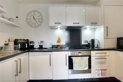 2 bedroom apartment for sale, Eaton Road, Enfield, Middlesex, EN1