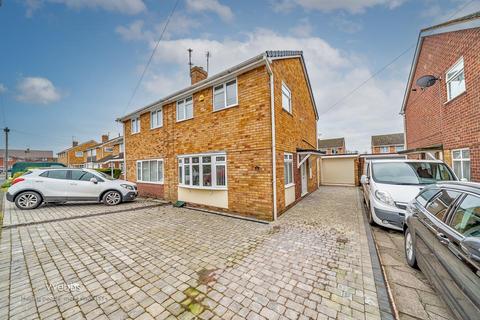 3 bedroom semi-detached house for sale, Oakshaw Close, Wolverhampton WV9