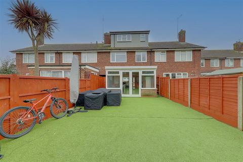 4 bedroom terraced house for sale, Chesterfield Road, Worthing BN12