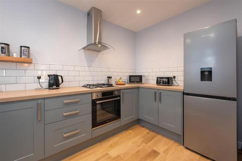 1 bedroom flat for sale, Queens Road, Tankerton, Whitstable