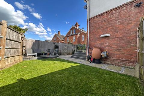 3 bedroom semi-detached house for sale, Mereworth Road, Tunbridge Wells, TN4
