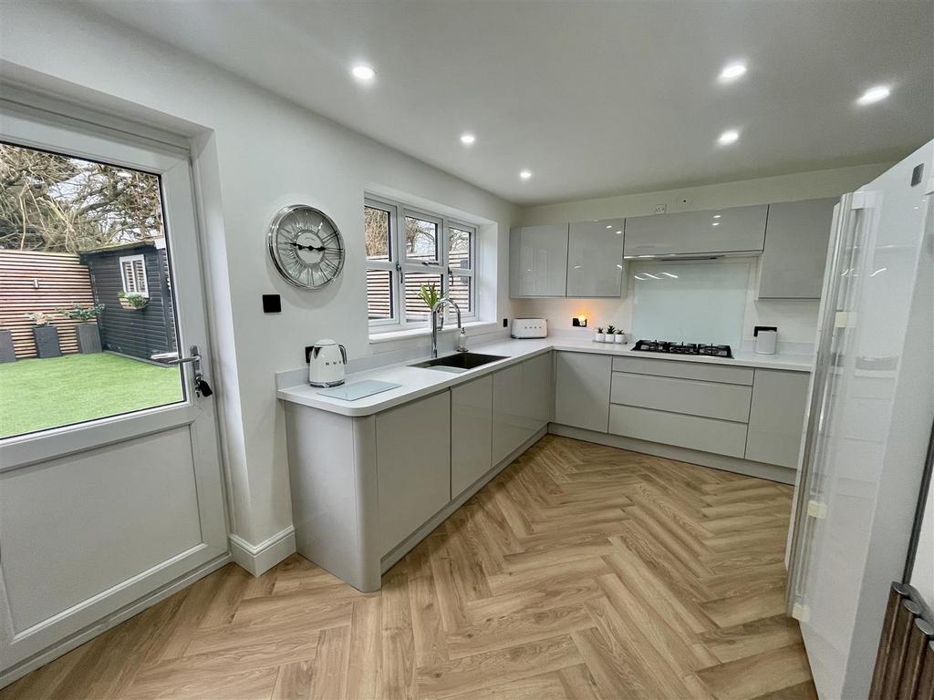 Kitchen / Diner